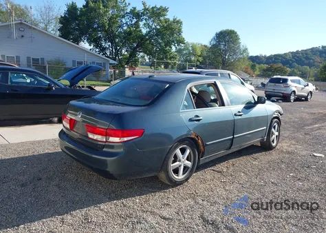 2004 Honda Accord 2.4 Ex z USA, uszkodzony, nr VIN 1HGCM56804A093695